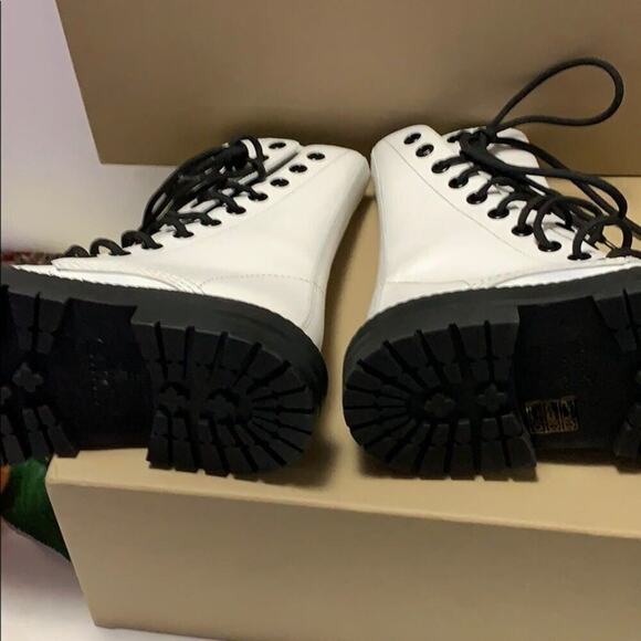 NWT BURBERRY LONDON MILITARY BOOTS‎ SIZE 6 - Picture 6 of 8